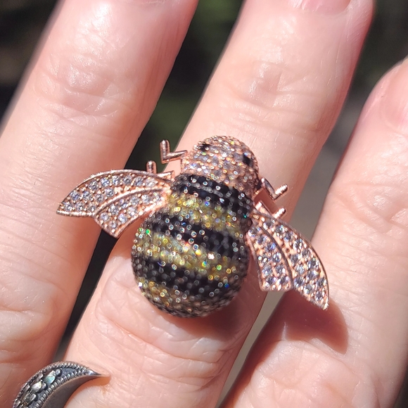 CUTE little bee ring sz6.5 adjustable onyx, citrine & topaz - Picture 9 of 10
